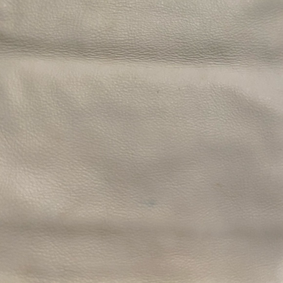 Jennifer Haley Black & White Fold Over Clutch - Picture 5 of 6